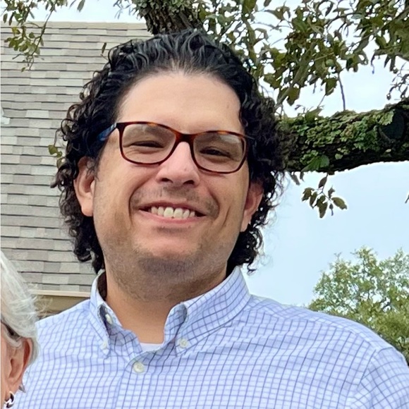 Meet your Posher, Travis - Picture 1 of 1